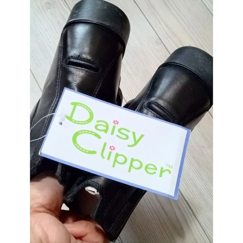 (S-4589) Daisy Clipper, by Huntley Equestrian, Children's  Side Zipper Sz 3!